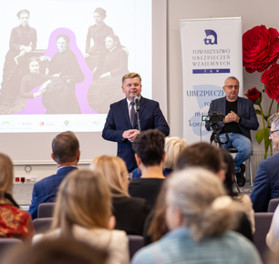 KONFERENCJA NAUKOWA ,,WOKÓŁ SPOŁECZNYCH PASJI DZIEDUSZYCKICH"