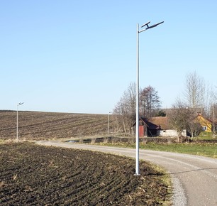 MONTAŻ OŚWIETLENIA ULICZNEGO NA TERENIE GMINY ZARZECZE
