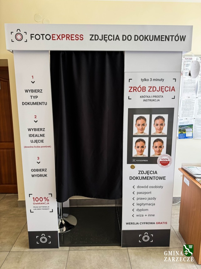 FOTOKABINA ,,FOTOEXPRESS" W URZĘDZIE GMINY ZARZECZE