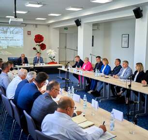 XIV SESJA RADY GMINY ZARZECZE - 29.04.2025r.