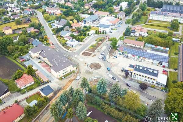 RAPORT Z PLACU BUDOWY RONDA W ZARZECZU