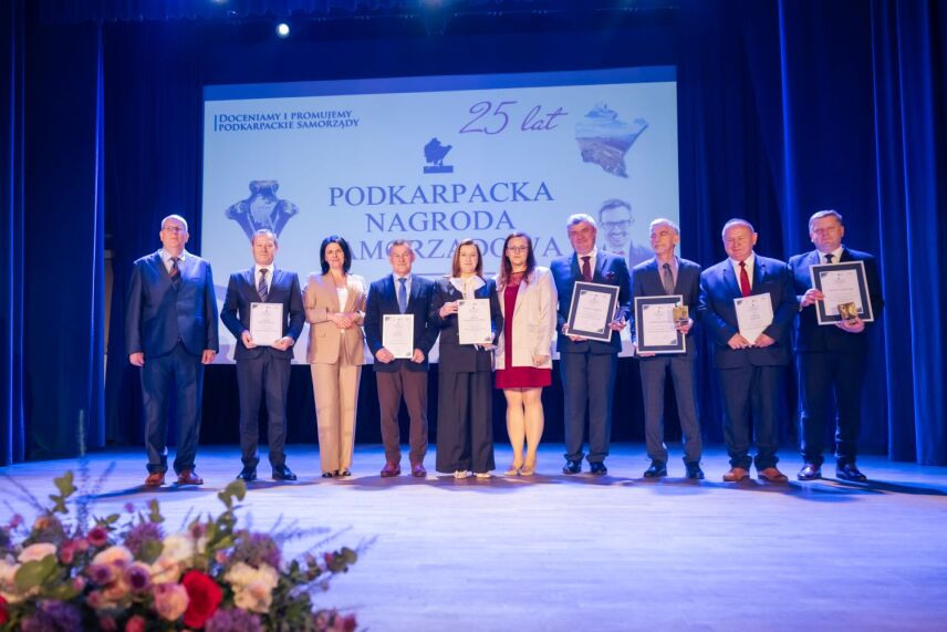 GMINA ZARZECZE Z PODKARPACKĄ NAGRODĄ SAMORZĄDOWĄ
