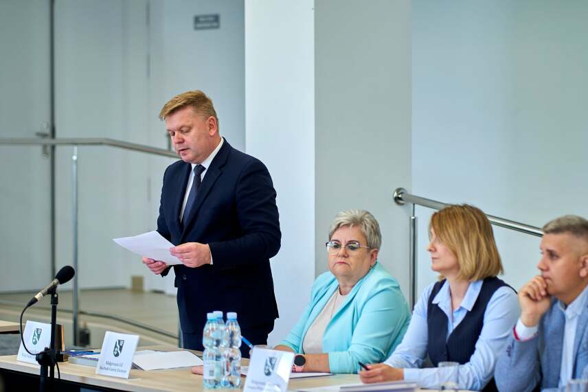 XV SESJA RADY GMINY ZARZECZE - 27.05.2025r.