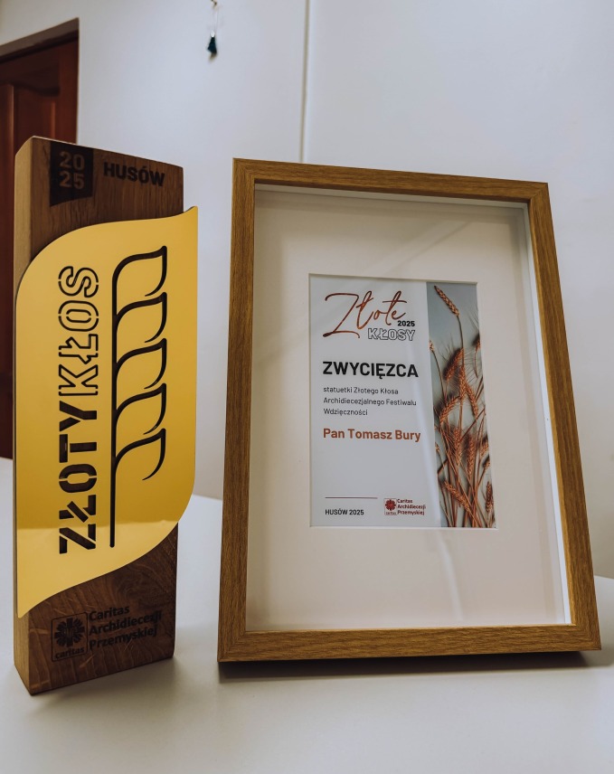 WÓJT GMINY ZARZECZE LAUREATEM FESTIWALU WDZIĘCZNOŚCI ,,ZŁOTY KŁOS" 2025