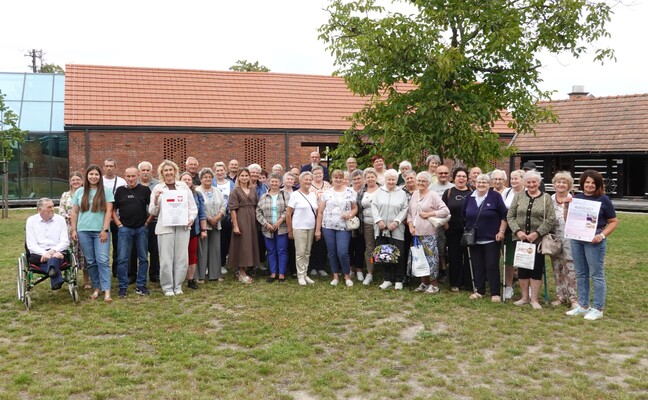 AKADEMIA AKTYWNI NIE NIEPEŁNOSPRAWNI - WYJAZD DO OŚRODKA GARNCARSKIEGO W MEDYNI