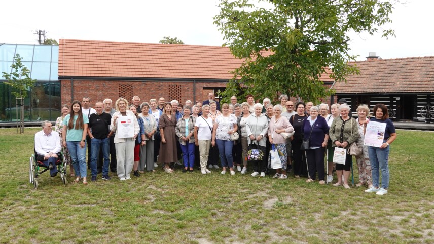 AKADEMIA AKTYWNI NIE NIEPEŁNOSPRAWNI - WYJAZD DO OŚRODKA GARNCARSKIEGO W MEDYNI