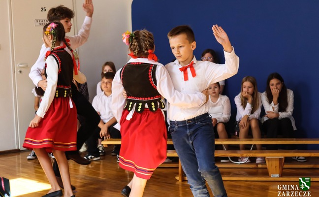 PROJEKT ERASMUS+ W ZESPOLE SZKÓŁ W ZARZECZU
