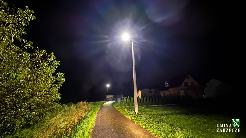 BUDOWA OŚWIETLENIA ULICZNEGO NA TERENIE GMINY ZARZECZE