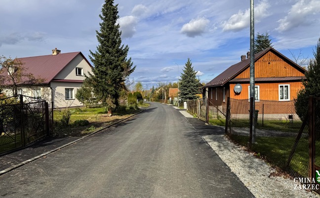 PRZEBUDOWA DROGI GMINNEJ W MAĆKÓWCE DO REMIZY
