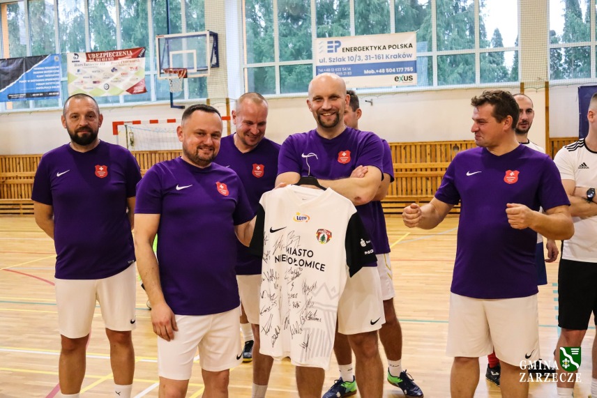 CHARYTATYWNY TURNIEJ OLD BOY'S ,,GRAMY DLA FABIANKA"