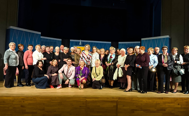 PROGRAM OSŁONOWY ,,AKADEMIA SENIORA W GMINIE ZARZECZE"