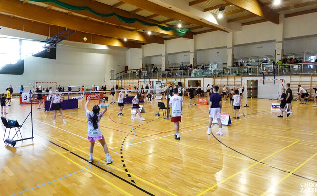 WOJEWÓDZKI TURNIEJ BADMINTONA SHUTTLE TIME