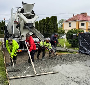 BUDOWA DRÓG GMINNYCH W MIEJSCOWOŚCI PEŁNATYCZE