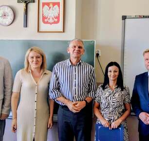 UROCZYSTE WRĘCZENIE AKT NADANIA STOPNIA NAUCZYCIELA MIANOWANEGO