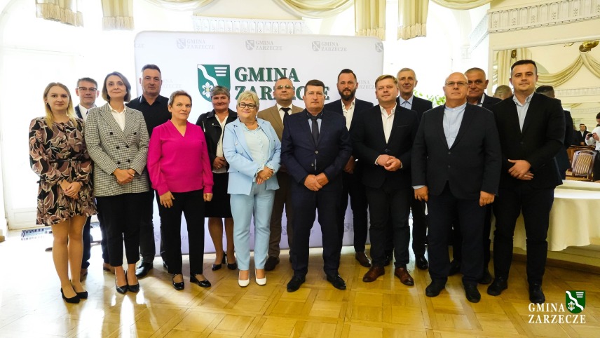 UROCZYSTE WRĘCZENIE ZAŚWIADCZEŃ DLA NOWO WYBRANYCH SOŁTYSÓW